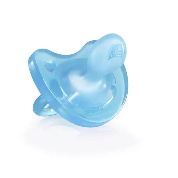 لهاية سيليكون شيكو
حلمة مائلة لراحة الطفل
مناسبة لعمر 0-6 شهور
Chicco Silicone Pacifier
Angled Nipple for Comfort
Suitable for 0-6 Months